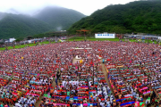 绥宁侗族“三月三歌会”再掀热潮，湘桂黔三省游客齐聚对歌擂台赛创新纪录