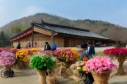 新邵龙山竹编非遗工坊落成，残疾人编出冬奥会颁奖花束，传承与创新共绘美好画卷