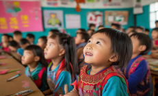 绥宁县双语教学全覆盖，瑶寨儿童入学率升至99.8%，助力民族教育振兴