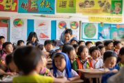 城步税宣进校园，税法知识融入苗乡儿童课堂，助力青少年成长